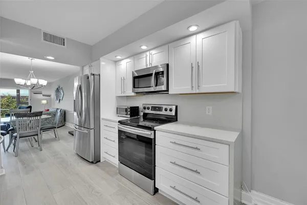Property Slideshow image 3 of 43 | 1701 andros isle apt g4, Coconut Creek, FL, 33066