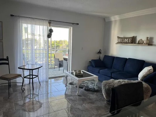 Property Slideshow image 2 of 15 | 4770 nw 21st st apt 405, Lauderhill, FL, 33313