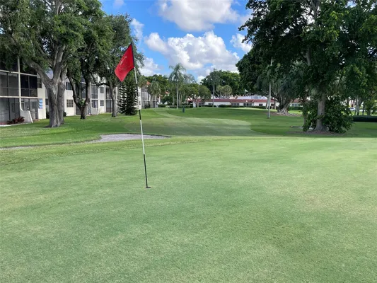 Property Slideshow image 2 of 69 | 8962 s hollybrook blvd 308, Pembroke Pines, FL, 33025