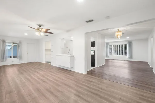 Property Slideshow image 3 of 34 | 1165 nw 67th ave, Margate, FL, 33063