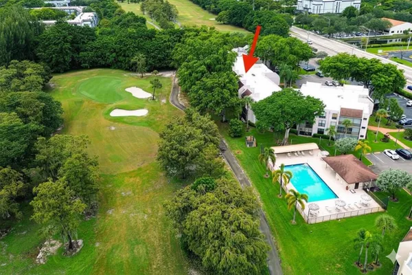 Property Slideshow image 3 of 32 | 8150 w mcnab rd 312, Tamarac, FL, 33321