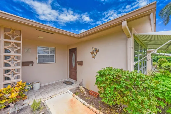 Property Slideshow image 3 of 28 | 1382 high point way, Delray Beach, FL, 33445