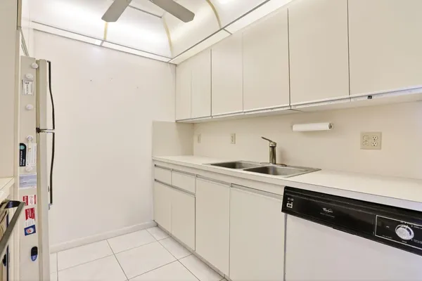 Property Slideshow image 2 of 32 | 3401 bimini ln h1, Coconut Creek, FL, 33066