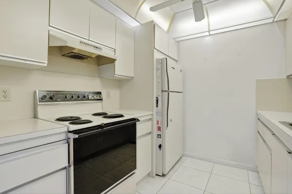 Property Slideshow image 3 of 32 | 3401 bimini ln h1, Coconut Creek, FL, 33066