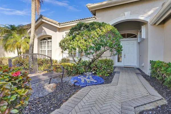 Property Slideshow image 3 of 48 | 7992 rockford rd, Boynton Beach, FL, 33472