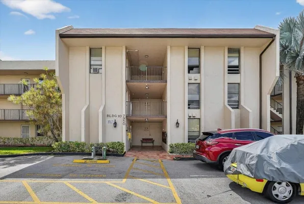 Property Slideshow image 2 of 30 | 7950 w mcnab rd 302, Tamarac, FL, 33321