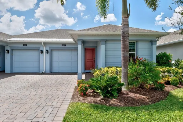 Property Slideshow image 2 of 36 | 6105 red maple mnr, Vero Beach, FL, 32966