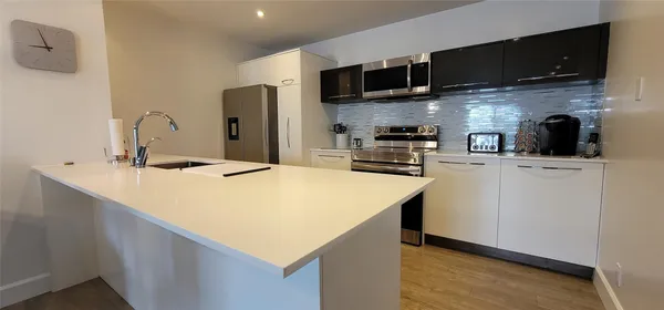 Property Slideshow image 3 of 43 | 4751 nw 21st st 112, Lauderhill, FL, 33313