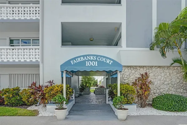 Property Slideshow image 2 of 49 | 1001 n riverside dr 304, Pompano Beach, FL, 33062