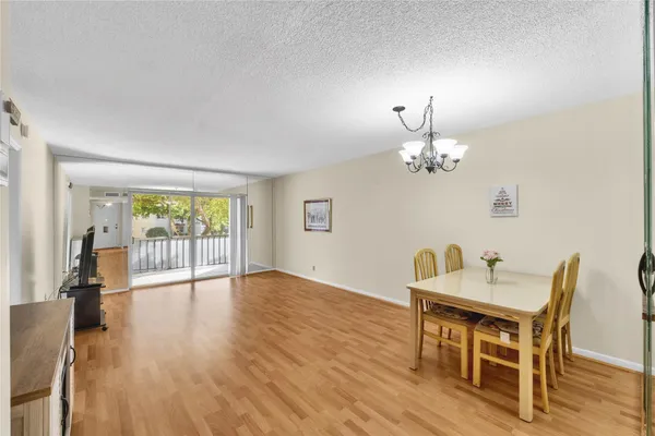 Property Slideshow image 3 of 11 | 1015 country club dr apt 203, Margate, FL, 33063