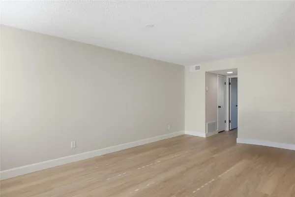 Property Slideshow image 2 of 39 | 18 vista gardens trl 105, Vero Beach, FL, 32962