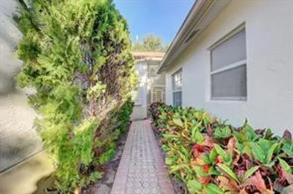Property Slideshow image 3 of 13 | 15396 rosaire ln # 15396, Delray Beach, FL, 33484