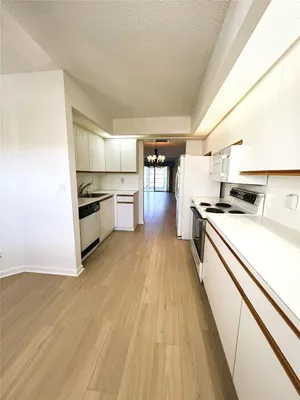 Property Slideshow image 2 of 27 | 1803 eleuthera pt j2, Coconut Creek, FL, 33066