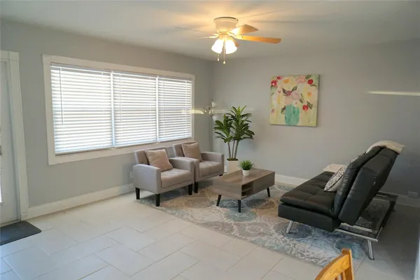 Property Slideshow image 3 of 50 | 4029 newport h # 4029, Deerfield Beach, FL, 33442