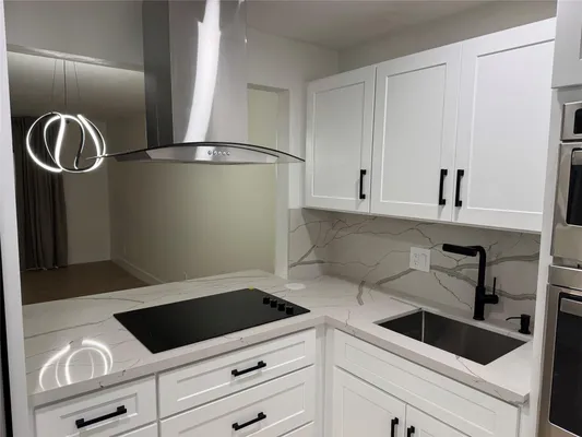 Property Slideshow image 2 of 18 | 6051 nw 61st ave 205, Tamarac, FL, 33319