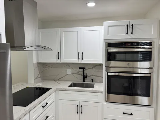 Property Slideshow image 3 of 18 | 6051 nw 61st ave 205, Tamarac, FL, 33319