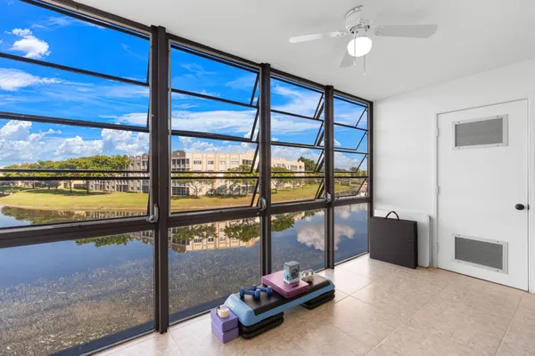 Property Slideshow image 2 of 36 | 7458 ashmont cir 307, Tamarac, FL, 33321