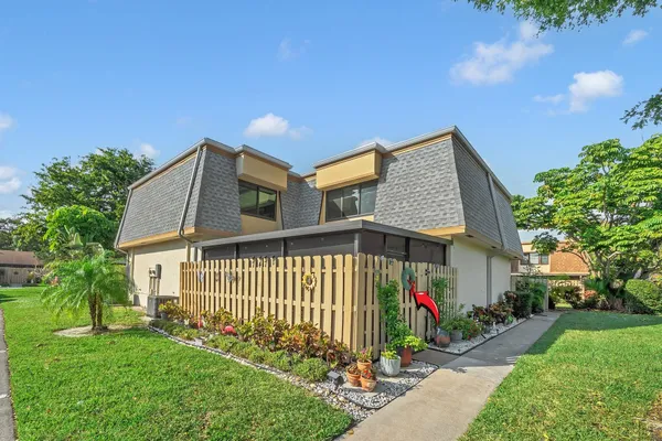Property Slideshow image 2 of 50 | 747 nw 30th ave d, Delray Beach, FL, 33445