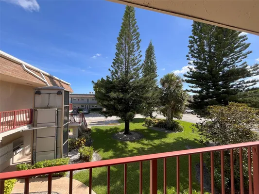 Property Slideshow image 3 of 29 | 212 oxford 400 # 212, West Palm Beach, FL, 33417