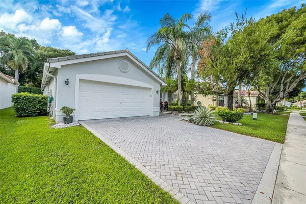 Property Slideshow image 3 of 48 | 7388 tonga ct, Boynton Beach, FL, 33437