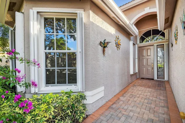 Property Slideshow image 3 of 41 | 8266 sandpiper glen dr, Lake Worth, FL, 33467
