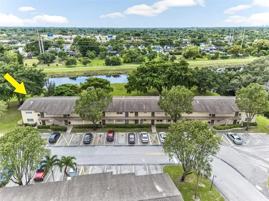 Property Slideshow image 2 of 44 | 7610 nw 1st st 201, Margate, FL, 33063