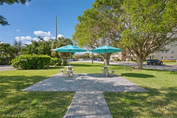 Property Slideshow image 2 of 48 | 243 farnham k # 243, Deerfield Beach, FL, 33442