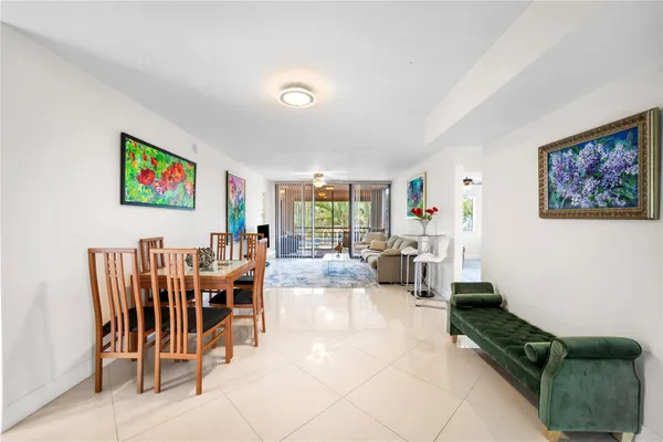 Property Slideshow image 3 of 56 | 11205 green lake 204 dr 204, Boynton Beach, FL, 33437