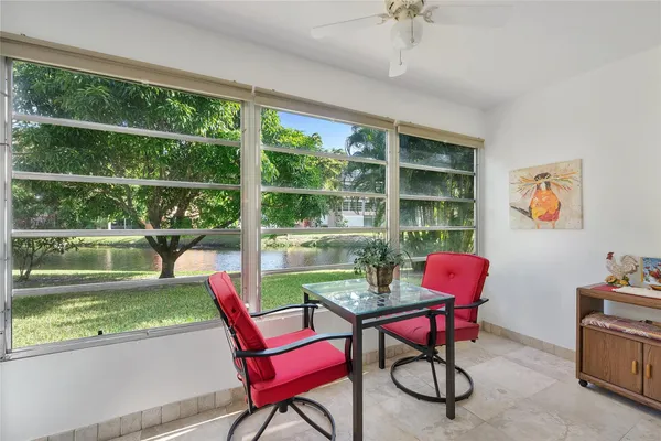 Property Slideshow image 2 of 20 | 2900 nw 47th ter 109a, Lauderdale Lakes, FL, 33313