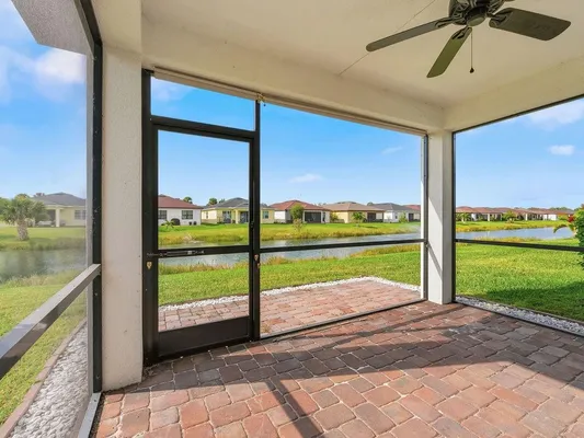 Property Slideshow image 2 of 20 | 1772 willows sq, Vero Beach, FL, 32966