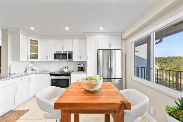 Property Slideshow image 2 of 26 | 800 sw 125th way apt 405o, Pembroke Pines, FL, 33027