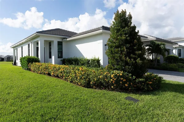 Property Slideshow image 3 of 35 | 9012 sw vetta way, Port St Lucie, FL, 34987