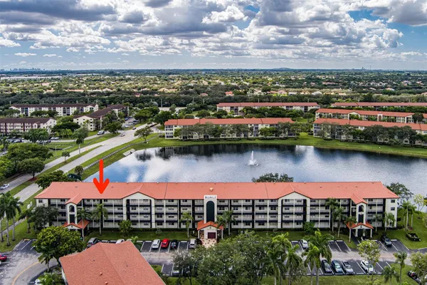 Property Slideshow image 3 of 34 | 12900 sw 13th st e403, Pembroke Pines, FL, 33027