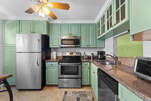 Property Slideshow image 2 of 23 | 3511 inverrary dr apt 208, Lauderhill, FL, 33319