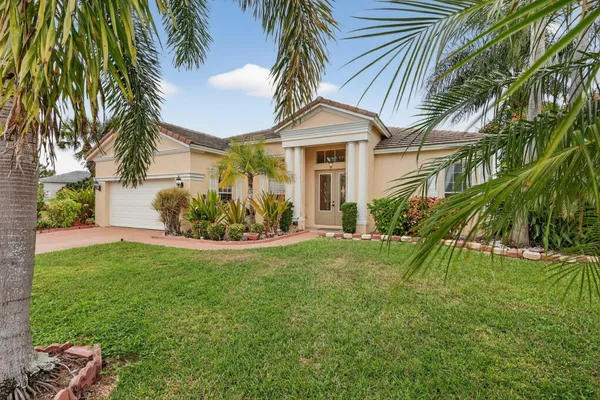 Property Slideshow image 3 of 40 | 544 sw lake manatee way, Port St Lucie, FL, 34986