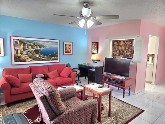 Property Slideshow image 3 of 16 | 318 markham o # 318, Deerfield Beach, FL, 33442