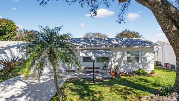 Property Slideshow image 2 of 57 | 8845 nw 14th st, Plantation, FL, 33322