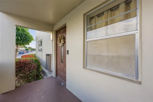 Property Slideshow image 3 of 19 | 7950 nw 5th ct 101, Margate, FL, 33063