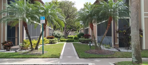 Property Slideshow image 3 of 59 | 7739 ashmont cir 106, Tamarac, FL, 33321