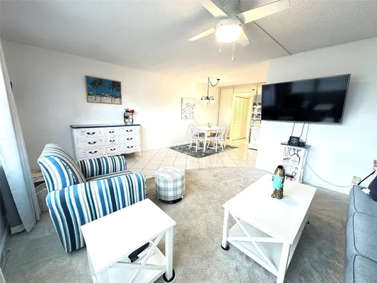 Property Slideshow image 3 of 60 | 131 oakridge j # 131, Deerfield Beach, FL, 33442