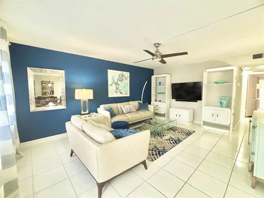 Property Slideshow image 2 of 83 | 361 keswick c # 361, Deerfield Beach, FL, 33442