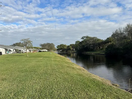 Property Slideshow image 2 of 36 | 8640 nw 10th st a83, Plantation, FL, 33322