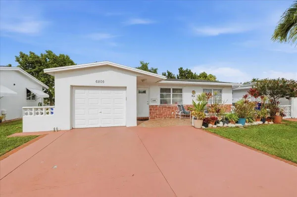 Property Slideshow image 2 of 22 | 6805 margate blvd, Margate, FL, 33063