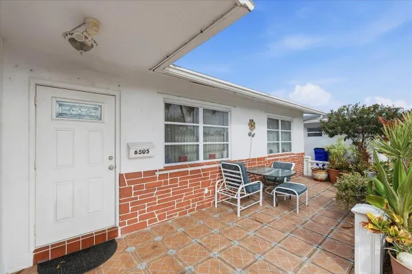 Property Slideshow image 3 of 22 | 6805 margate blvd, Margate, FL, 33063