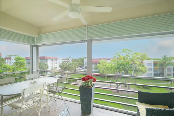 Property Slideshow image 3 of 59 | 3531 inverrary dr apt 407, Lauderhill, FL, 33319