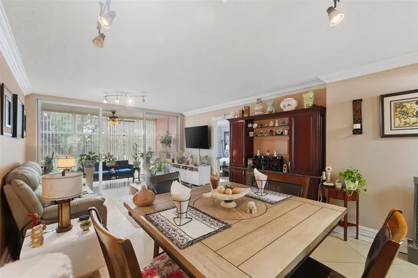 Property Slideshow image 3 of 27 | 5750 nw 64th ave apt 211, Tamarac, FL, 33319