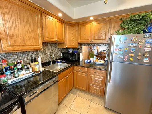 Property Slideshow image 3 of 35 | 7837 golf circle dr apt 206, Margate, FL, 33063