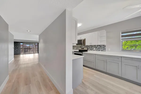 Property Slideshow image 3 of 57 | 13000 sw 15th ct u414, Pembroke Pines, FL, 33027