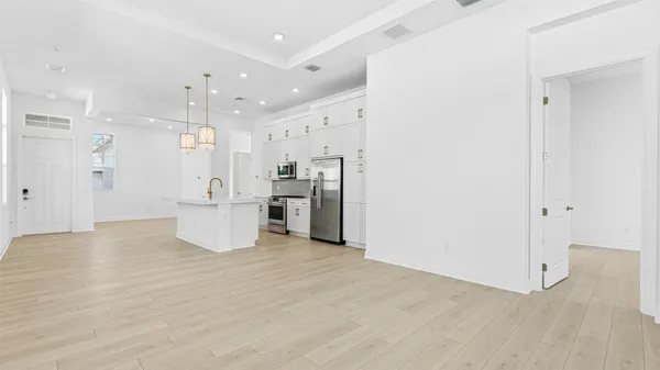 Property Slideshow image 3 of 46 | 4954 rivo alto cir, Westlake, FL, 33470