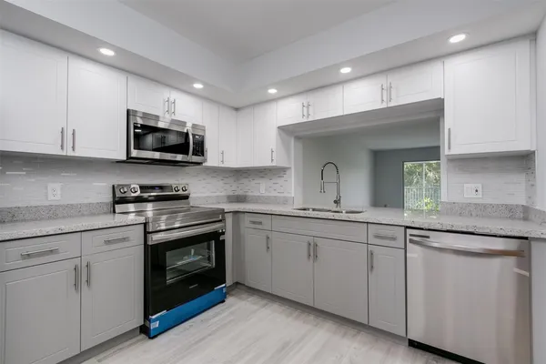 Property Slideshow image 3 of 40 | 12600 sw 5th ct 408l, Pembroke Pines, FL, 33027